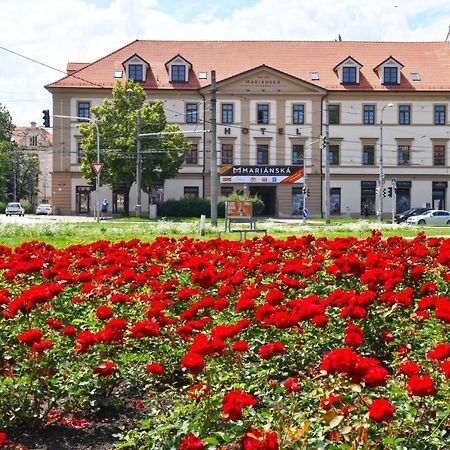 Residence Marianska Ceske Budejovice Bagian luar foto