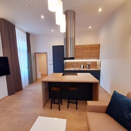 Residence Marianska Ceske Budejovice Bagian luar foto