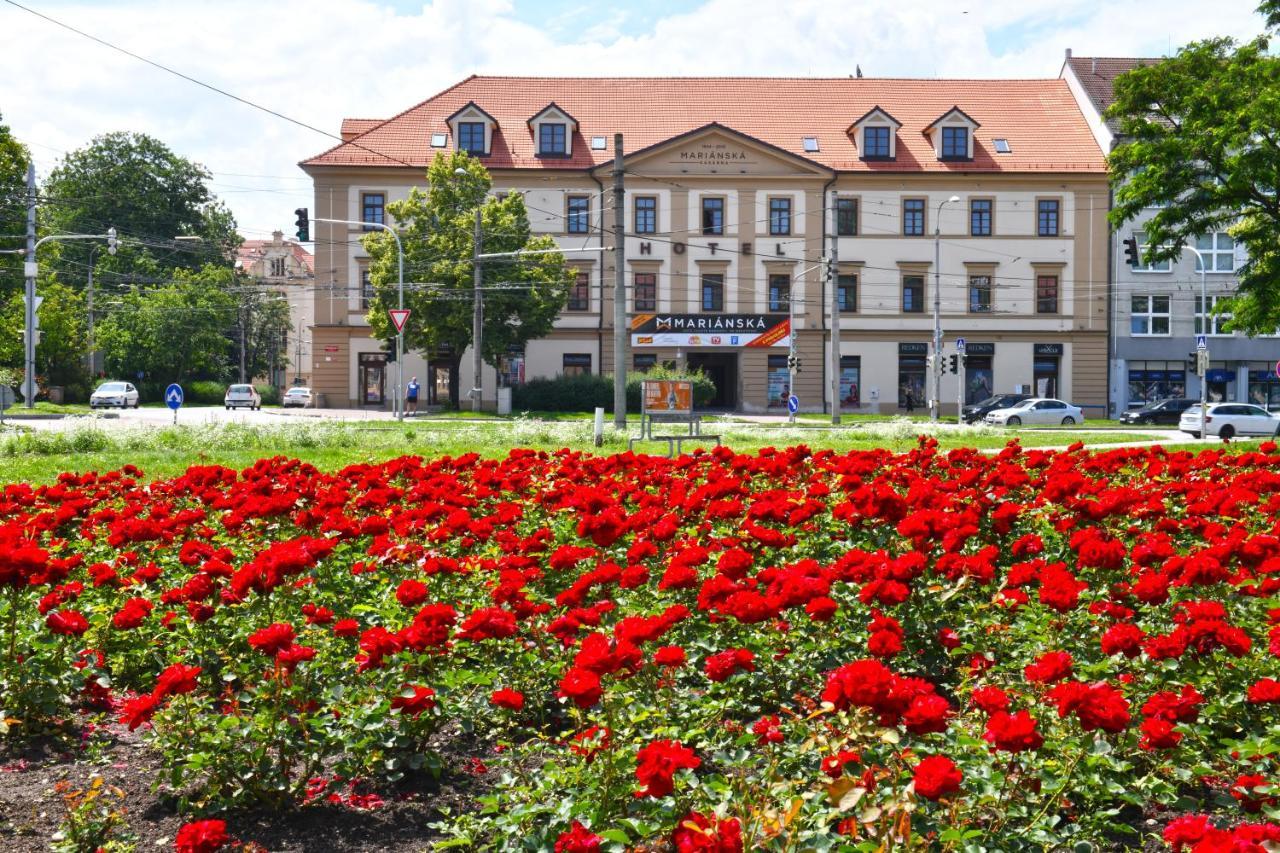 Residence Marianska Ceske Budejovice Bagian luar foto