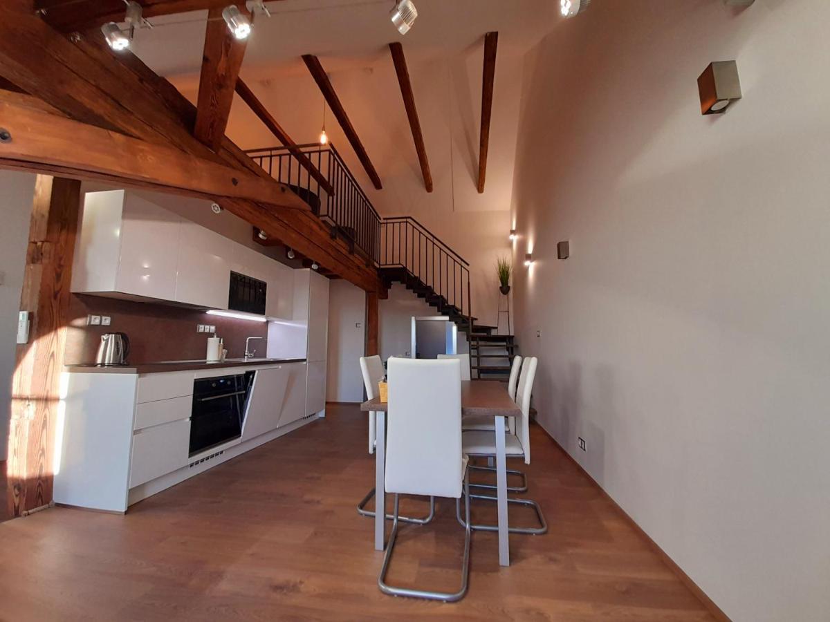 Residence Marianska Ceske Budejovice Bagian luar foto