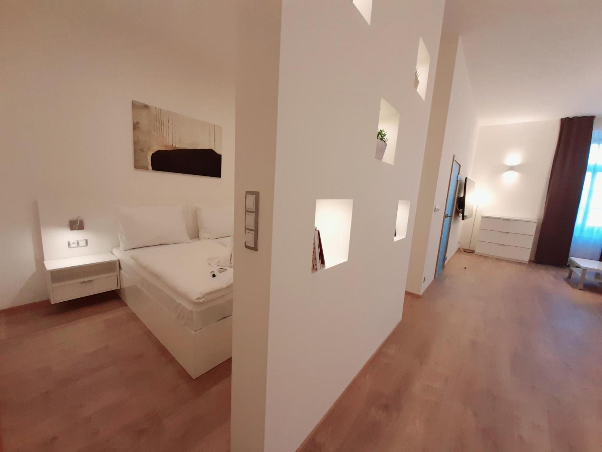 Residence Marianska Ceske Budejovice Bagian luar foto
